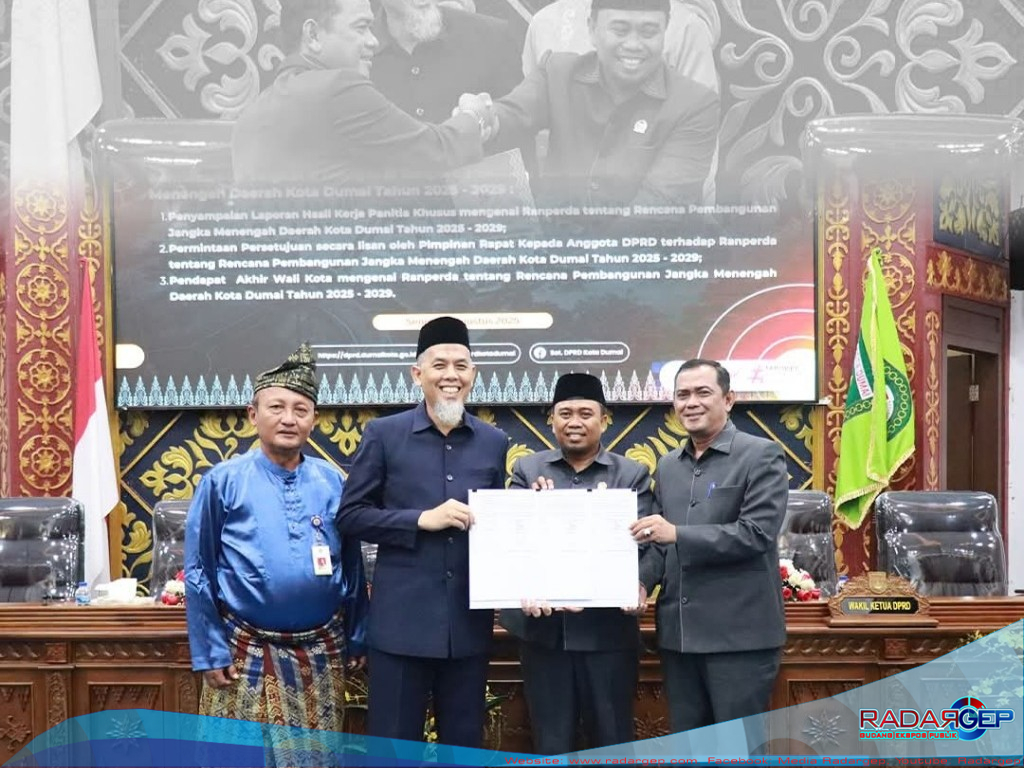 Rapat Paripurna DPRD Sahkan Ranperda RPJMD Kota Dumai 2025-2029